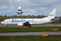 Boeing 737-4Y0 - YR-BAE